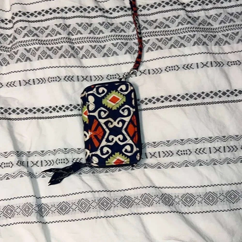 Vera Bradley Zip Around Wristlet Wallet – Navy Multicolor Aztec Print - Picture 2 of 5